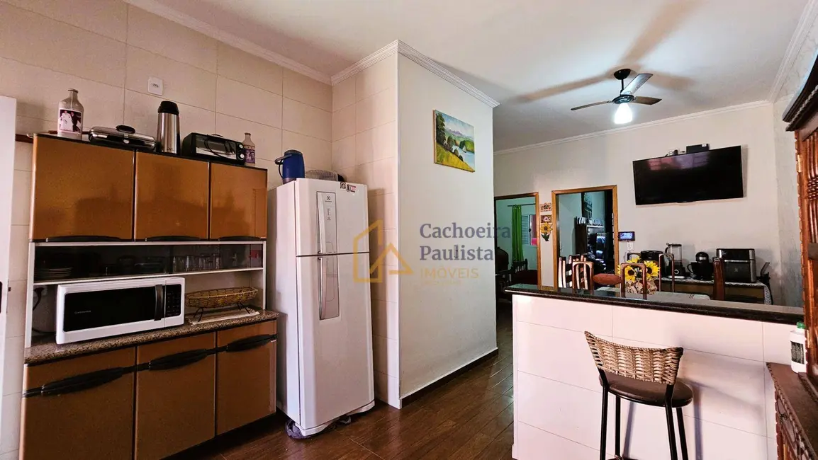 Foto 9 de Casa com 2 quartos à venda, 156m2 em Cachoeira Paulista - SP
