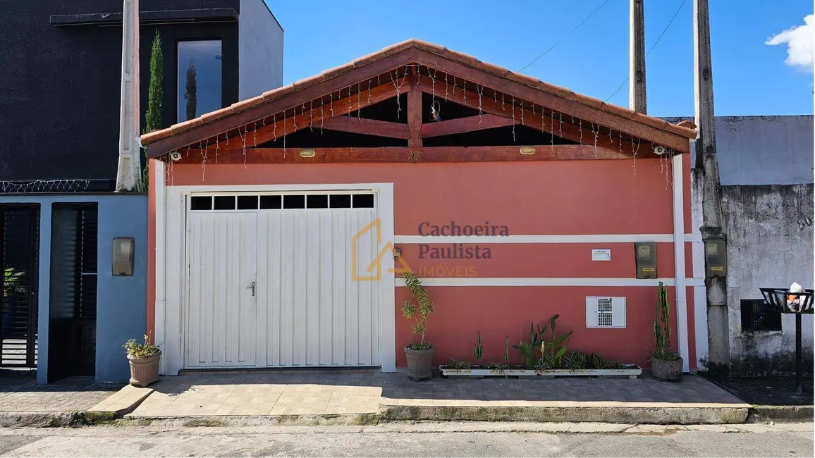 Foto 1 de Casa com 2 quartos à venda, 156m2 em Cachoeira Paulista - SP