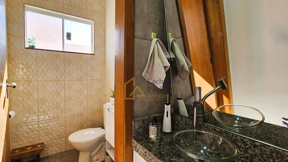 Casa com 4 quartos à venda, 250m2 em Cachoeira Paulista - SP - imagem 7 Foto 7 de Casa com 4 quartos à venda, 250m2 em Cachoeira Paulista - SP