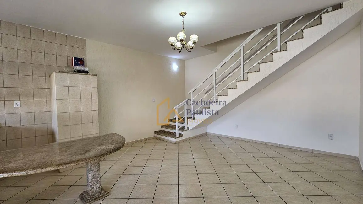 Casa com 3 quartos à venda, 500m2 em Cachoeira Paulista - SP - imagem 4 Foto 4 de Casa com 3 quartos à venda, 500m2 em Cachoeira Paulista - SP