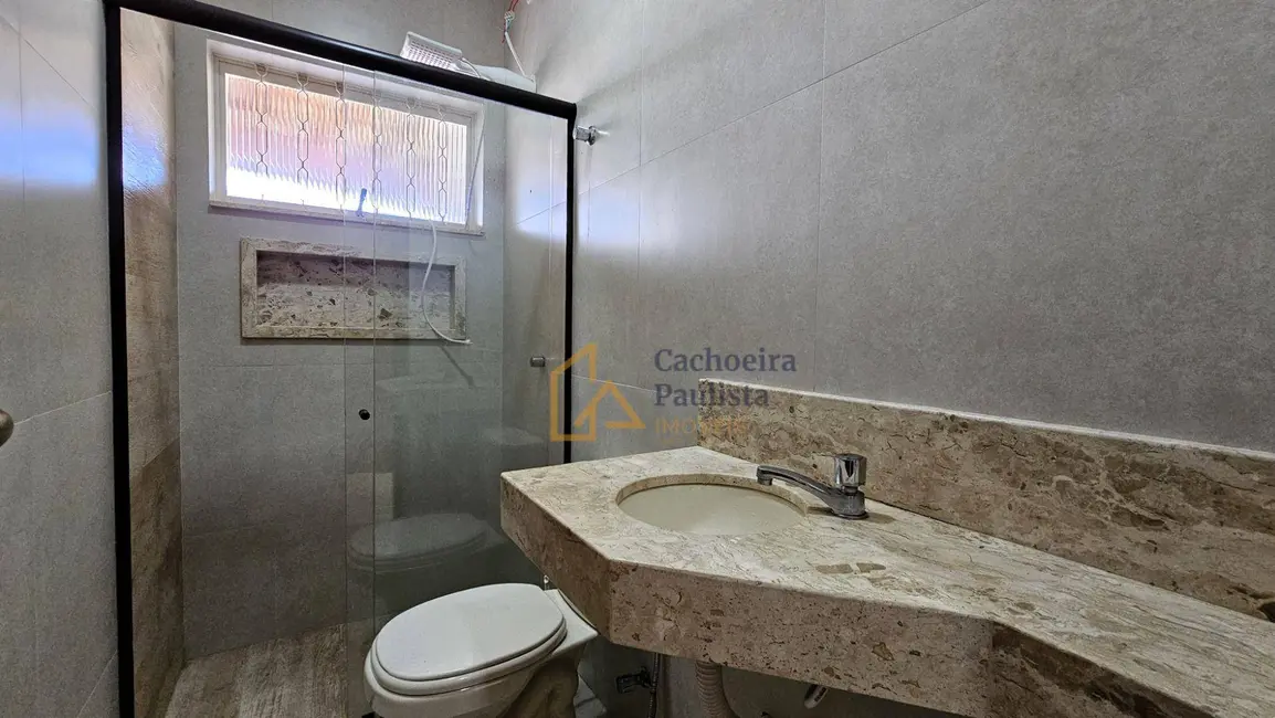 Casa com 3 quartos à venda, 500m2 em Cachoeira Paulista - SP - imagem 8 Foto 8 de Casa com 3 quartos à venda, 500m2 em Cachoeira Paulista - SP