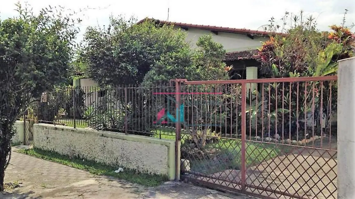 Foto 2 de Casa com 3 quartos à venda, 587m2 em Vila Paulo Romeu, Cruzeiro - SP