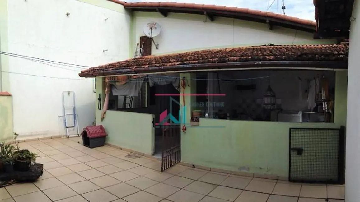 Foto 26 de Casa com 3 quartos à venda, 587m2 em Vila Paulo Romeu, Cruzeiro - SP