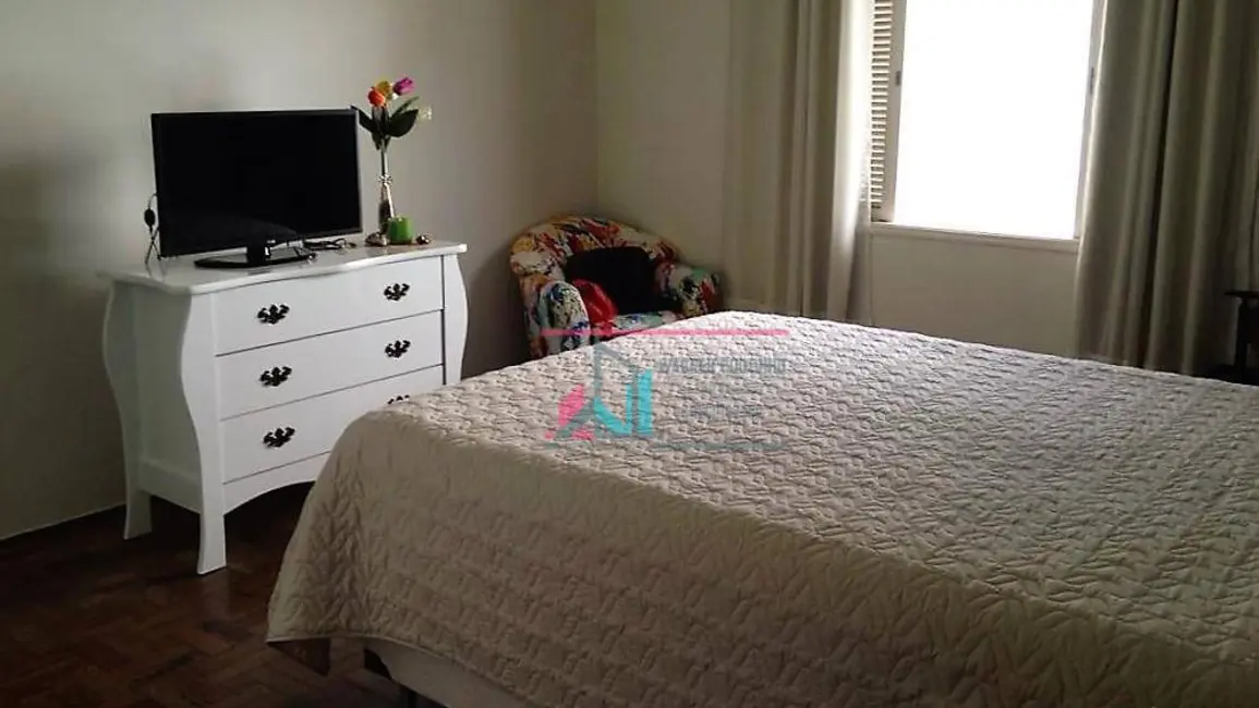 Foto 18 de Casa com 3 quartos à venda, 587m2 em Vila Paulo Romeu, Cruzeiro - SP