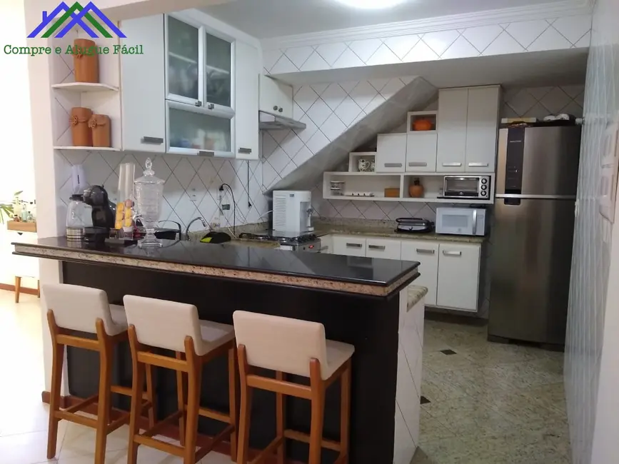 Casa de Condomínio com 5 quartos à venda e para alugar, 230m2 em Armação, Salvador - BA - imagem 4 Foto 4 de Casa de Condomínio com 5 quartos à venda e para alugar, 230m2 em Armação, Salvador - BA