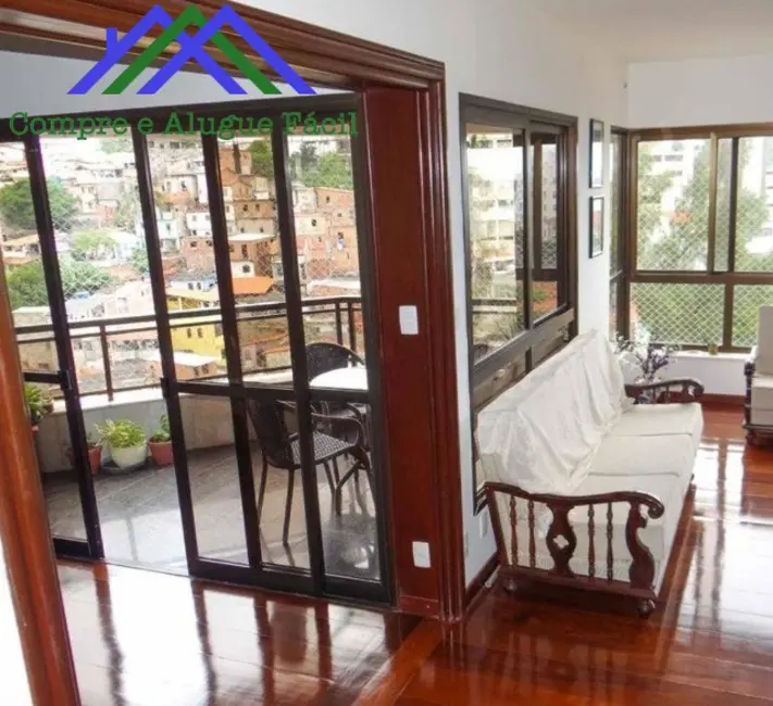 Apartamento com 4 quartos à venda, 240m2 em Barra, Salvador - BA - imagem 8 Foto 8 de Apartamento com 4 quartos à venda, 240m2 em Barra, Salvador - BA