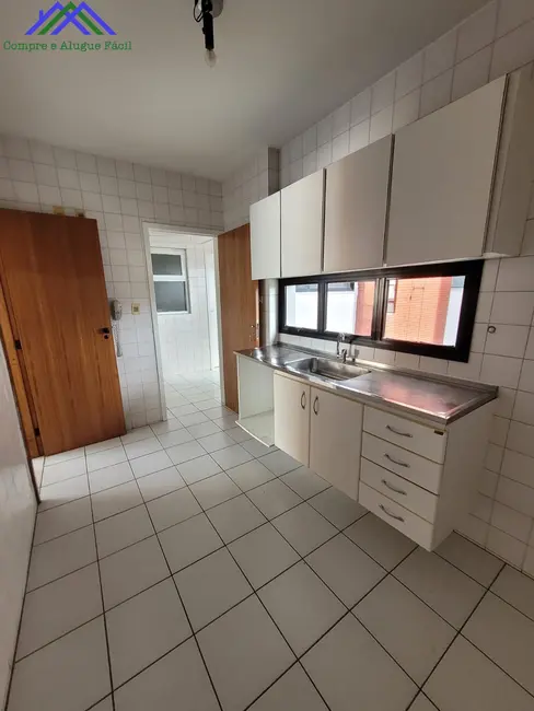 Foto 17 de Apartamento com 3 quartos para alugar, 135m2 em Itaigara, Salvador - BA