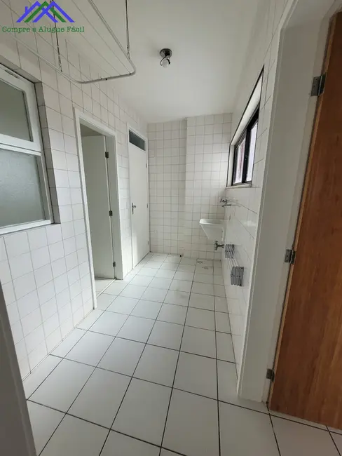 Foto 8 de Apartamento com 3 quartos para alugar, 135m2 em Itaigara, Salvador - BA