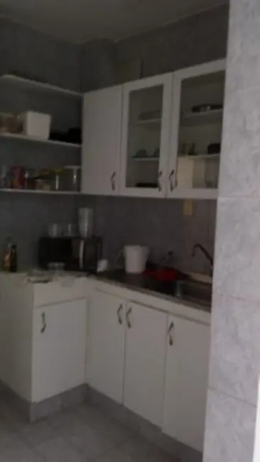 Apartamento com 2 quartos à venda, 70m2 em Dois de Julho, Salvador - BA - imagem 4 Foto 4 de Apartamento com 2 quartos à venda, 70m2 em Dois de Julho, Salvador - BA