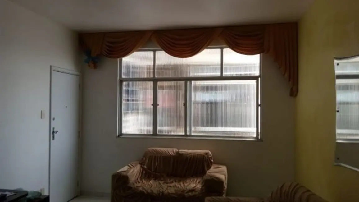 Foto 1 de Apartamento com 2 quartos à venda, 70m2 em Dois de Julho, Salvador - BA