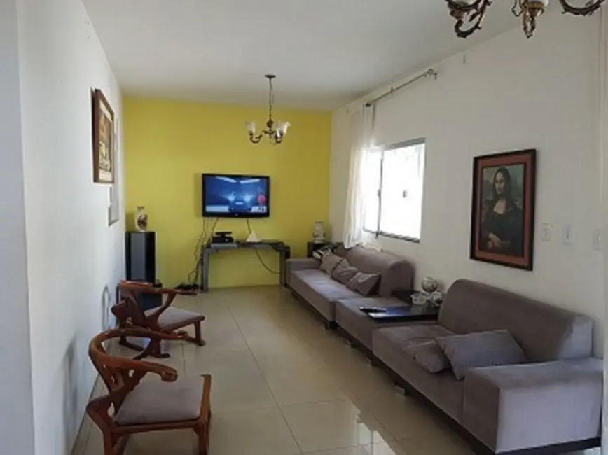 Casa com 8 quartos à venda e para alugar, 380m2 em Pernambués, Salvador - BA - imagem 9 Foto 9 de Casa com 8 quartos à venda e para alugar, 380m2 em Pernambués, Salvador - BA