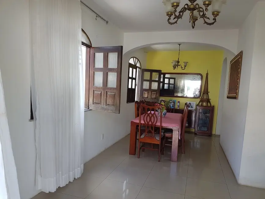 Casa com 8 quartos à venda e para alugar, 380m2 em Pernambués, Salvador - BA - imagem 8 Foto 8 de Casa com 8 quartos à venda e para alugar, 380m2 em Pernambués, Salvador - BA