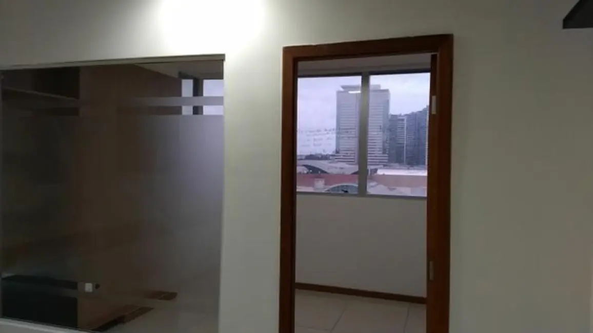 Foto 3 de Sala Comercial para alugar, 33m2 em Caminho das Árvores, Salvador - BA