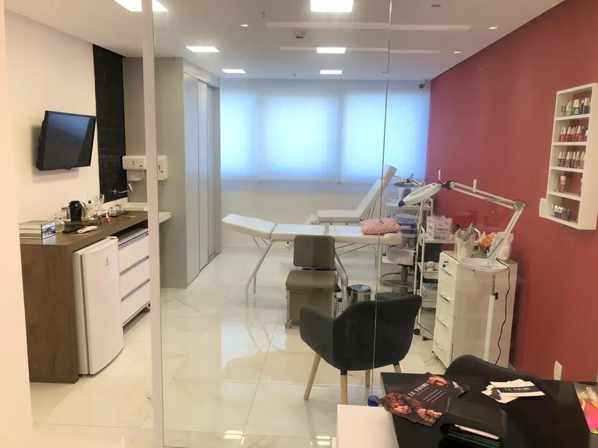 Sala Comercial à venda e para alugar, 30m2 em Caminho das Árvores, Salvador - BA - imagem 5 Foto 5 de Sala Comercial à venda e para alugar, 30m2 em Caminho das Árvores, Salvador - BA