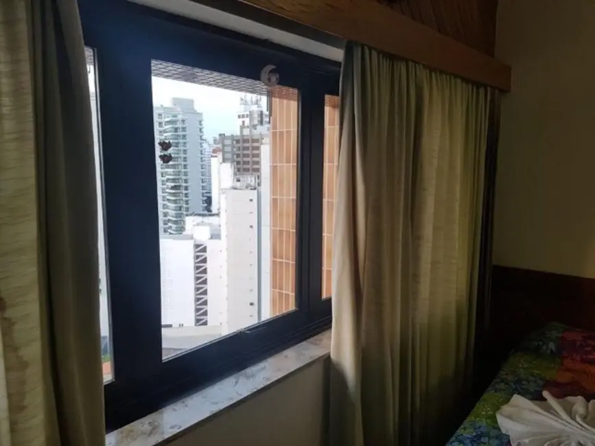 Foto 2 de Apartamento com 1 quarto à venda e para alugar, 34m2 em Barra, Salvador - BA