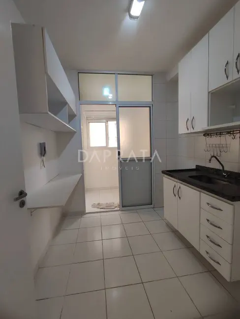 Foto 1 de Apartamento com 2 quartos para alugar, 58m2 em Jardim Tupanci, Barueri - SP