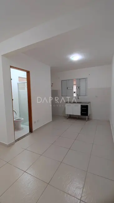 Foto 1 de Casa com 2 quartos para alugar, 50m2 em Vila Boa Vista, Barueri - SP
