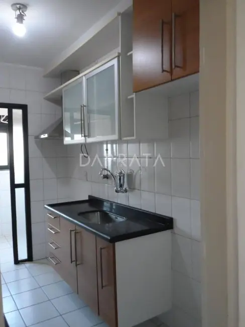 Foto 1 de Apartamento com 2 quartos à venda, 55m2 em Jardim Tupanci, Barueri - SP