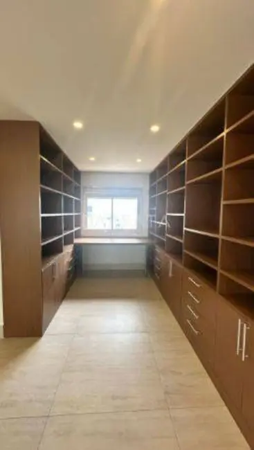 Foto 6 de Apartamento com 3 quartos para alugar, 136m2 em Alphaville Empresarial, Barueri - SP