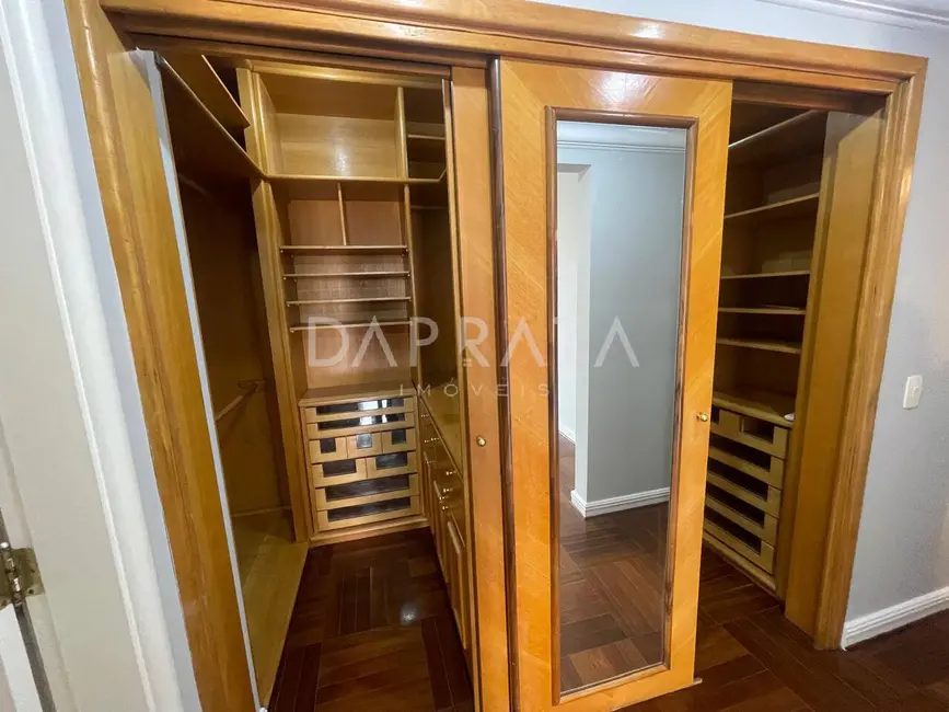 Foto 9 de Apartamento com 4 quartos para alugar, 288m2 em Barueri - SP