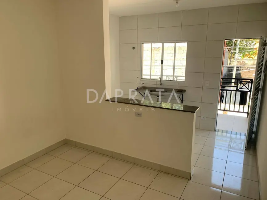 Foto 1 de Casa com 1 quarto para alugar, 40m2 em Barueri, SP