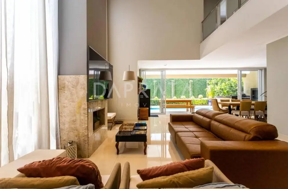 Casa com 6 quartos à venda, 368m2 em Alphaville, Santana De Parnaiba - SP - imagem 2 Foto 2 de Casa com 6 quartos à venda, 368m2 em Alphaville, Santana De Parnaiba - SP