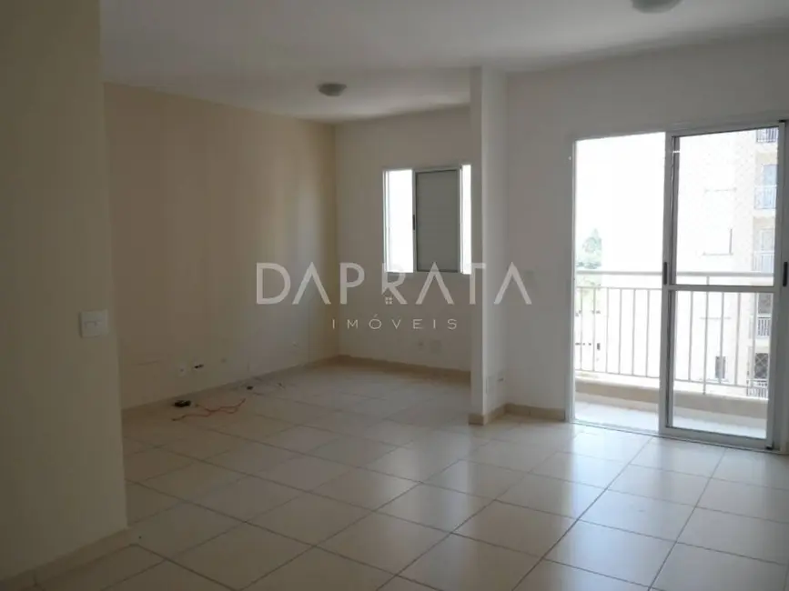 Foto 1 de Apartamento com 2 quartos para alugar, 68m2 em Jardim Tupanci, Barueri - SP