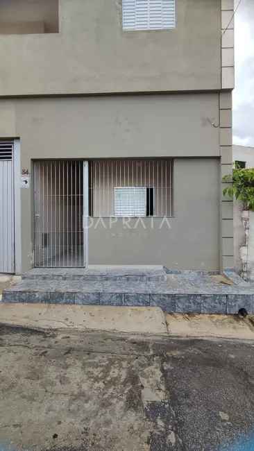 Casa com 1 quarto para alugar, 50m2 em Vila Pindorama, Barueri - SP - imagem 1 Foto 1 de Casa com 1 quarto para alugar, 50m2 em Vila Pindorama, Barueri - SP