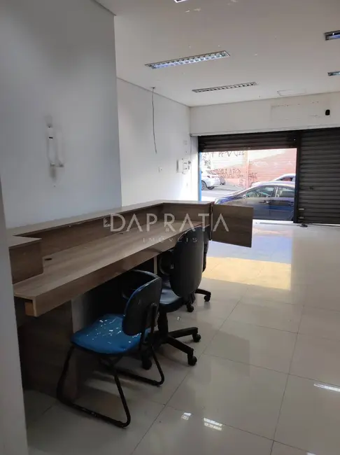 Foto 1 de Loja para alugar, 150m2 em Centro, Carapicuiba - SP