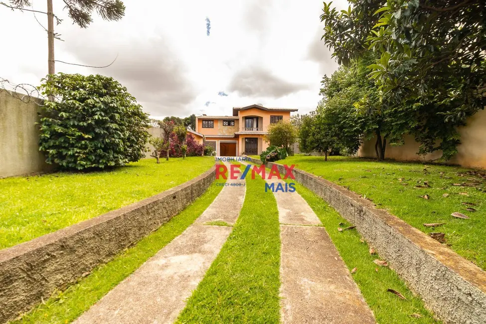 Foto 2 de Casa com 3 quartos à venda, 630m2 em Capão Raso, Curitiba - PR