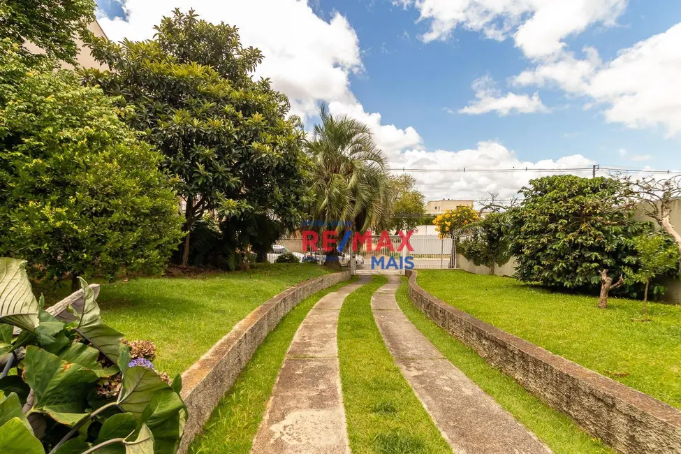 Foto 1 de Terreno / Lote à venda, 630m2 em Capão Raso, Curitiba - PR