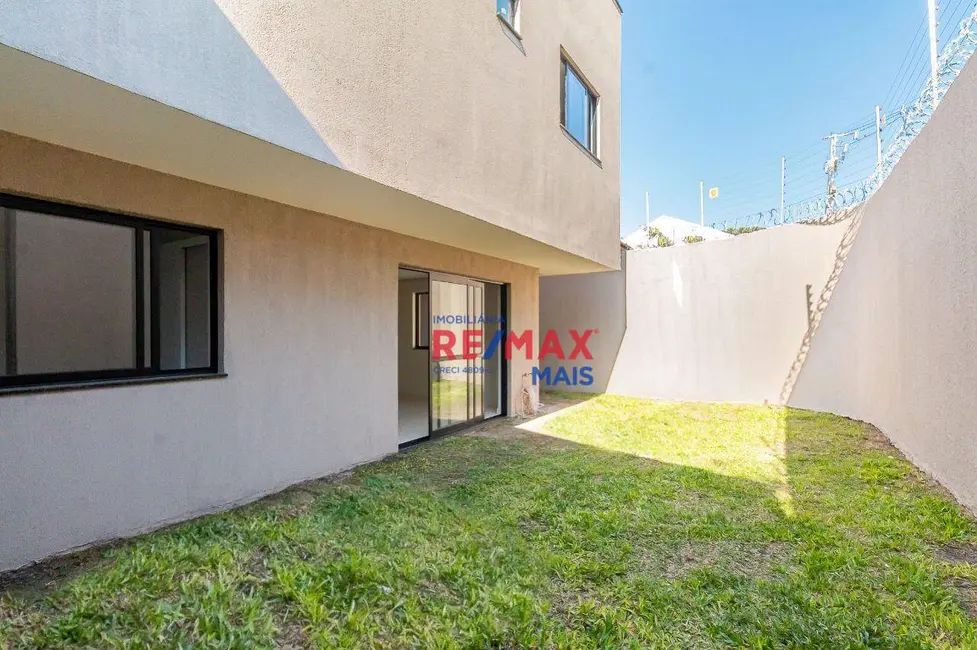 Foto 2 de Casa de Condomínio com 3 quartos à venda, 243m2 em Pinheirinho, Curitiba - PR