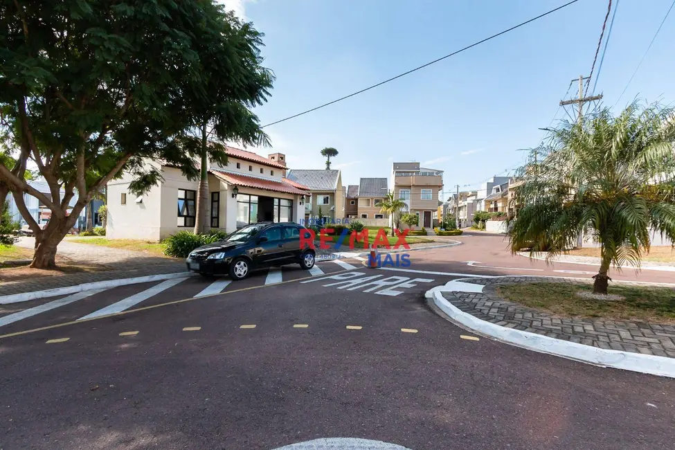 Casa de Condomínio com 3 quartos à venda, 243m2 em Pinheirinho, Curitiba - PR - imagem 5 Foto 5 de Casa de Condomínio com 3 quartos à venda, 243m2 em Pinheirinho, Curitiba - PR