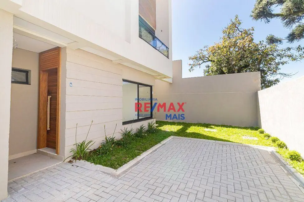 Foto 3 de Sobrado com 3 quartos à venda, 121m2 em Uberaba, Curitiba - PR