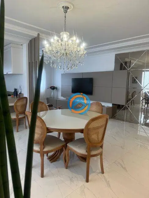 Foto 4 de Apartamento com 4 quartos à venda, 226m2 em Meia Praia, Itapema - SC