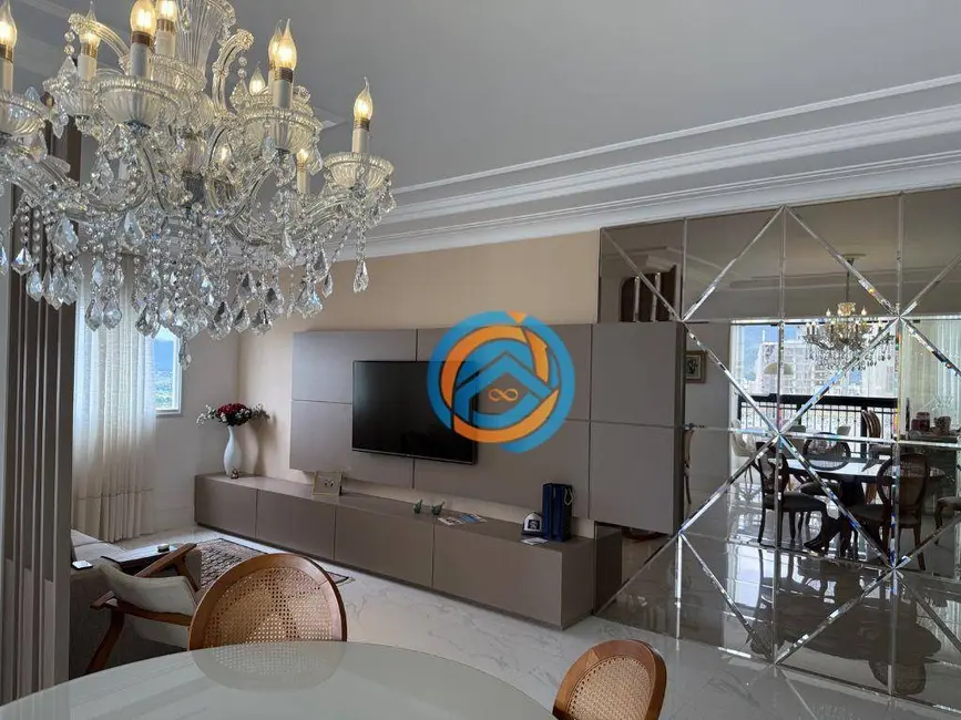 Foto 1 de Apartamento com 4 quartos à venda, 278m2 em Meia Praia, Itapema - SC