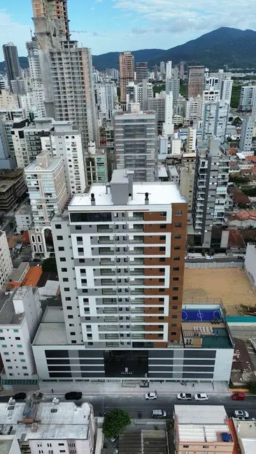 Foto 1 de Apartamento com 3 quartos à venda, 116m2 em Meia Praia, Itapema - SC