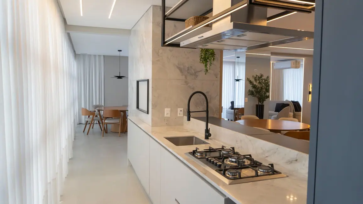 Foto 8 de Apartamento com 3 quartos à venda, 116m2 em Meia Praia, Itapema - SC