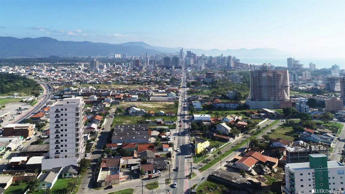 Foto 3 de Apartamento com 2 quartos à venda, 72m2 em Porto Belo - SC