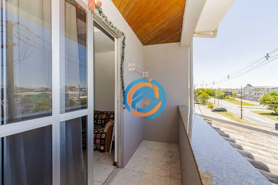 Foto 9 de Sobrado com 3 quartos à venda, 224m2 em Sítio Cercado, Curitiba - PR