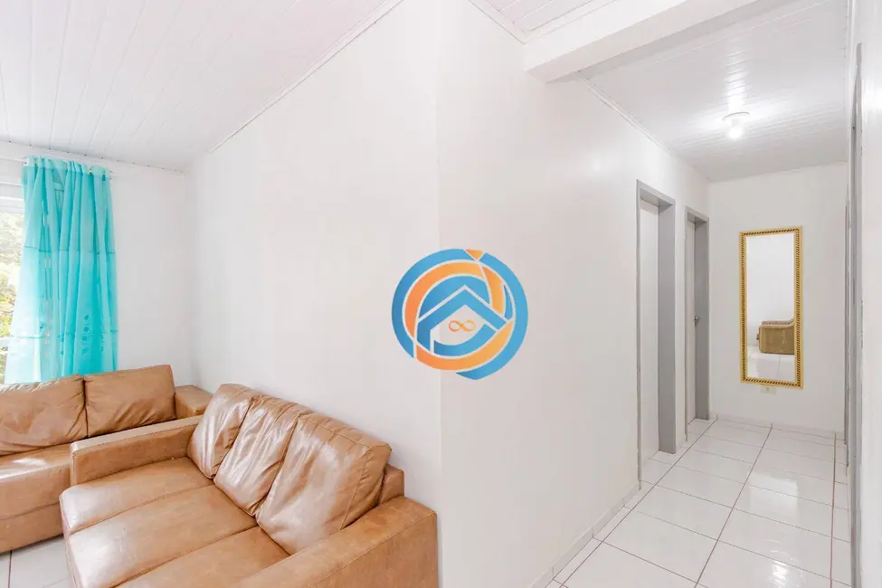 Casa com 4 quartos à venda, 220m2 em Ganchinho, Curitiba - PR - imagem 5 Foto 5 de Casa com 4 quartos à venda, 220m2 em Ganchinho, Curitiba - PR