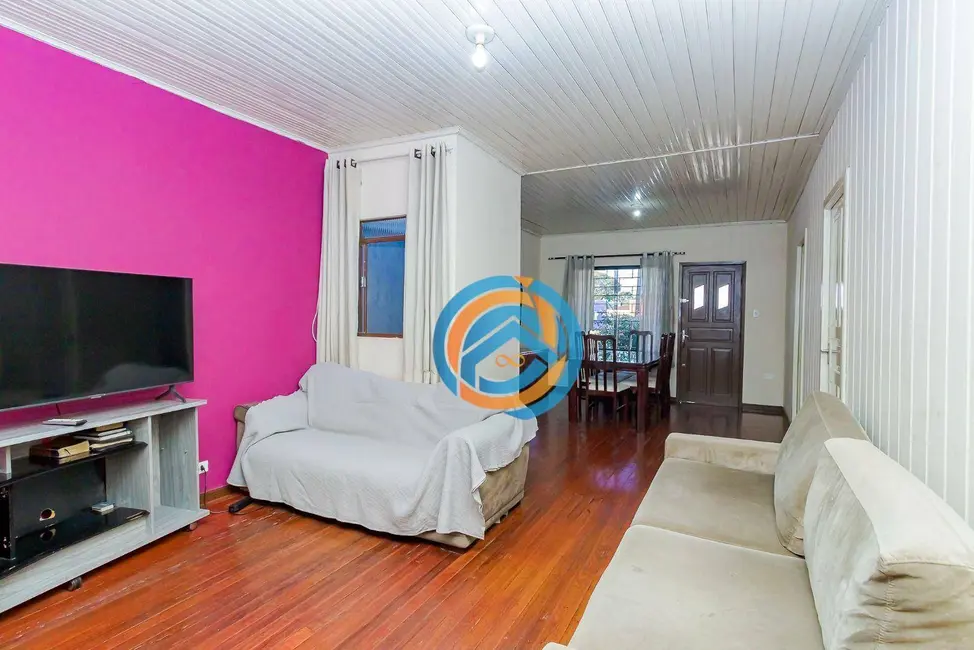 Casa com 3 quartos à venda, 440m2 em Capão Raso, Curitiba - PR - imagem 8 Foto 8 de Casa com 3 quartos à venda, 440m2 em Capão Raso, Curitiba - PR