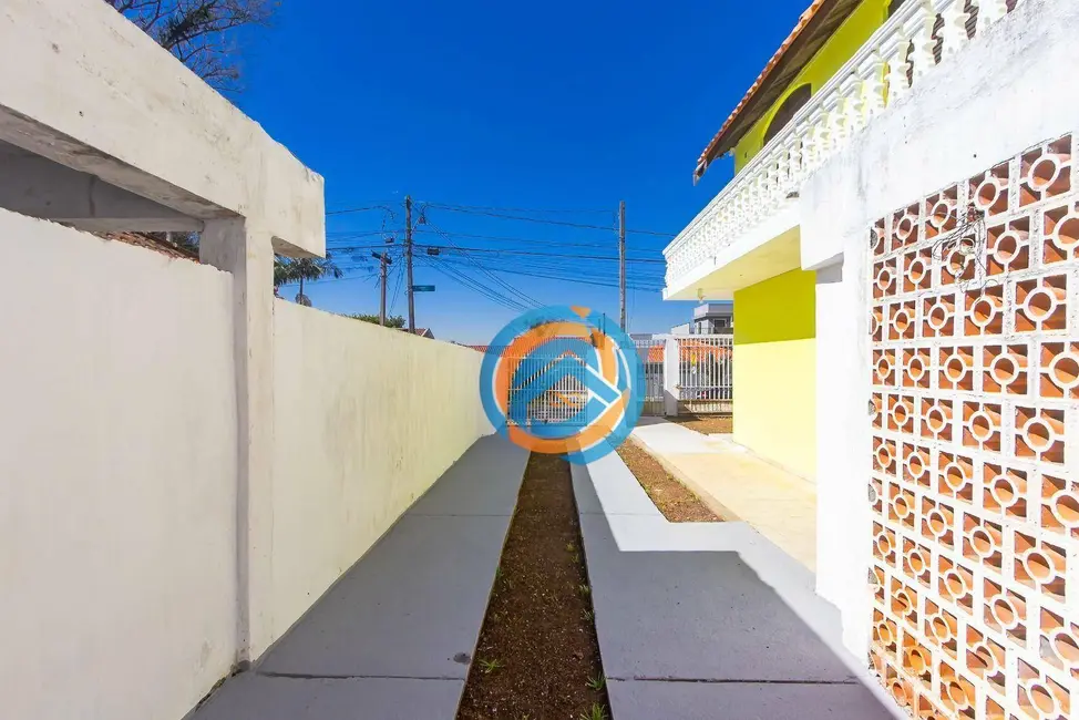 Sobrado com 3 quartos à venda, 179m2 em Boqueirão, Curitiba - PR - imagem 9 Foto 9 de Sobrado com 3 quartos à venda, 179m2 em Boqueirão, Curitiba - PR