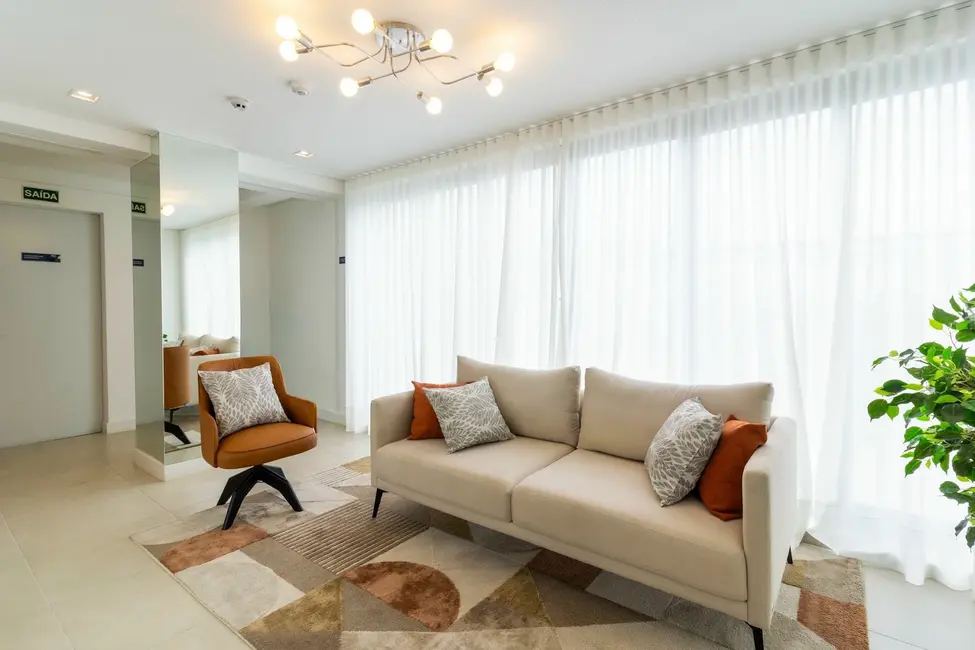 Foto 4 de Apartamento com 2 quartos à venda, 90m2 em Água Verde, Curitiba - PR