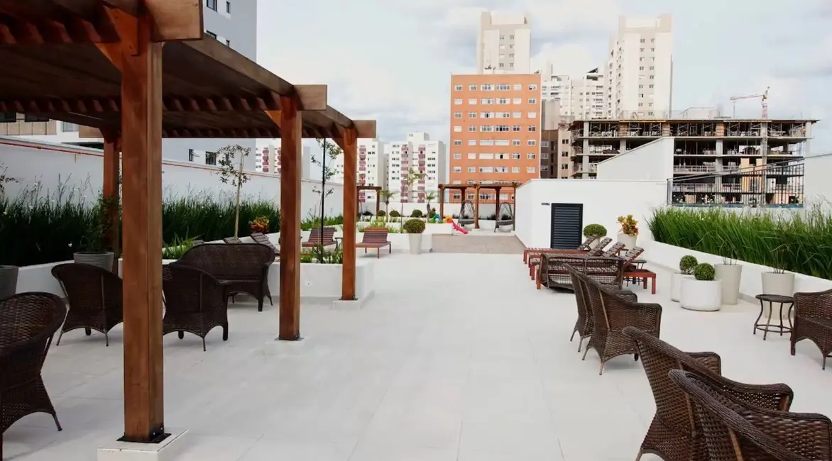 Foto 3 de Apartamento com 2 quartos à venda, 90m2 em Água Verde, Curitiba - PR