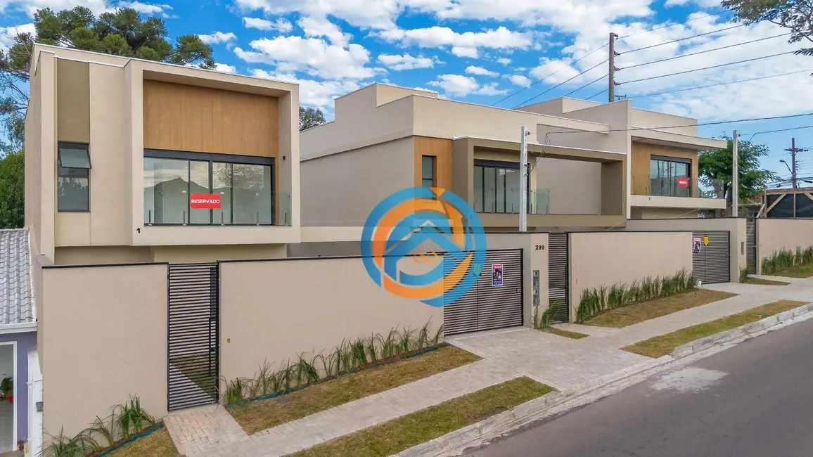 Foto 2 de Sobrado com 3 quartos à venda, 152m2 em Uberaba, Curitiba - PR