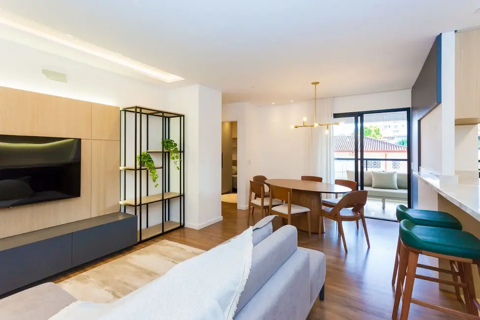 Apartamento com 3 quartos à venda, 205m2 em Bacacheri, Curitiba - PR - imagem 4 Foto 4 de Apartamento com 3 quartos à venda, 205m2 em Bacacheri, Curitiba - PR