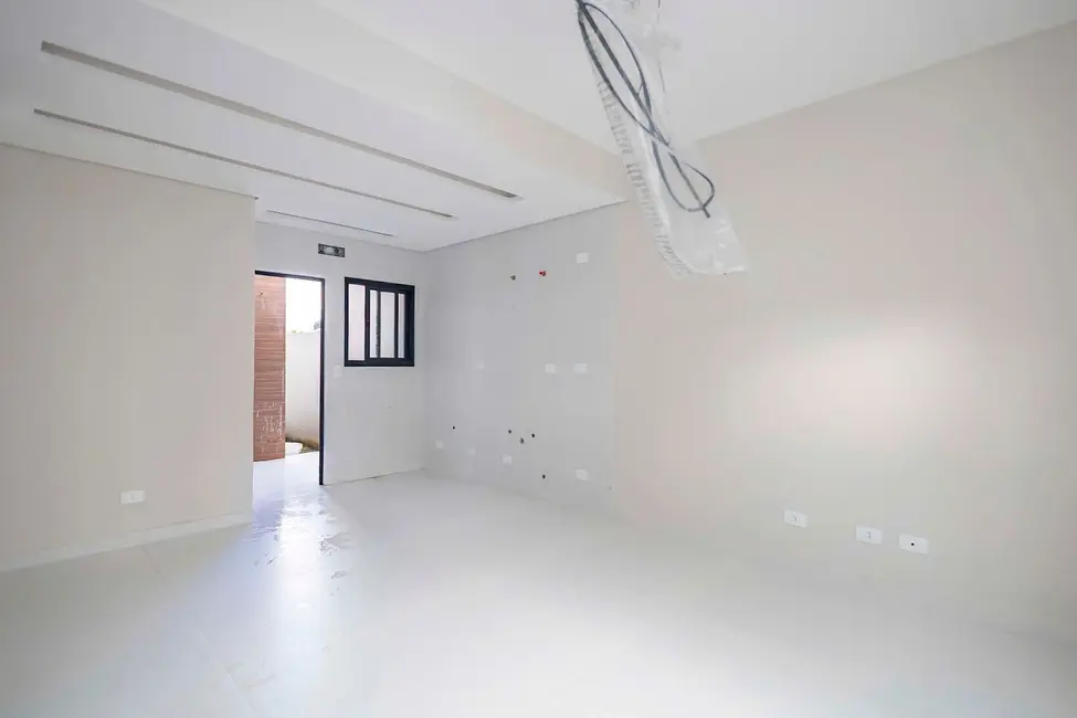 Foto 3 de Sobrado com 3 quartos à venda, 167m2 em Barreirinha, Curitiba - PR