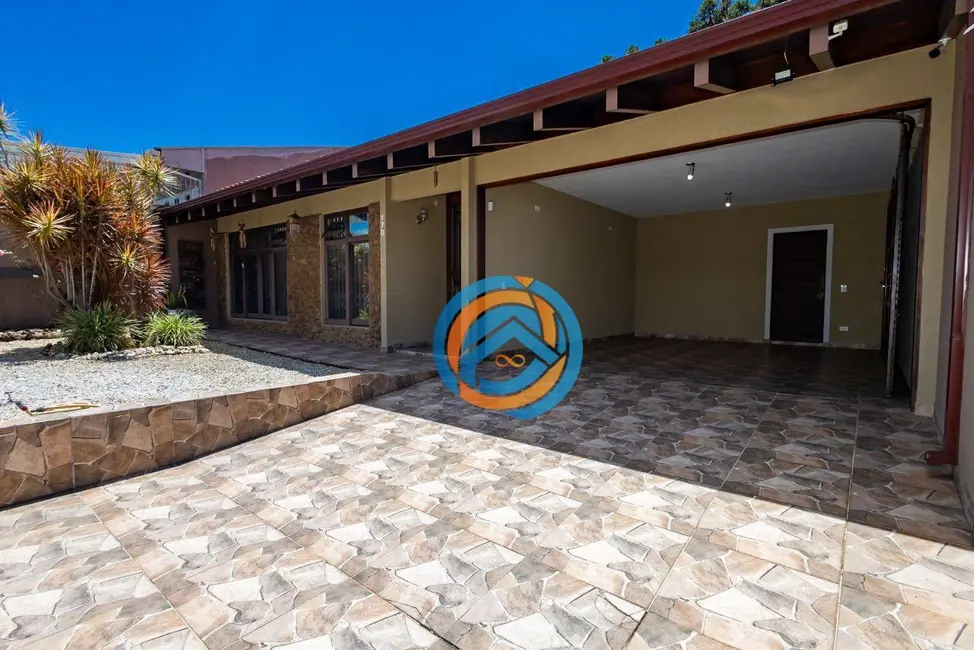 Foto 1 de Casa com 4 quartos à venda, 377m2 em Boa Vista, Curitiba - PR