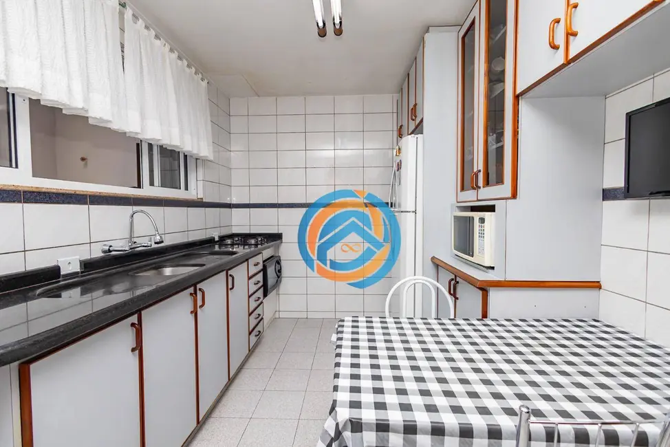 Foto 6 de Casa com 4 quartos à venda, 377m2 em Boa Vista, Curitiba - PR